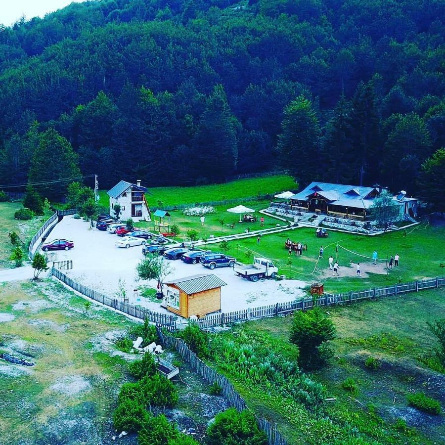 Krojet E Rrogamit Valbone Buitenkant foto